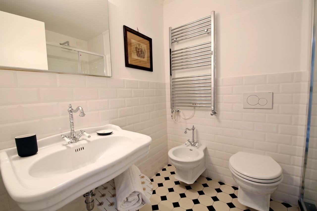 Salita Plinio 1 Apartment Bellagio Luaran gambar